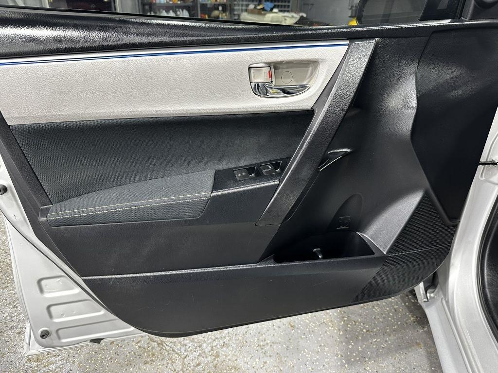 Toyota Corolla LE CVT 2016