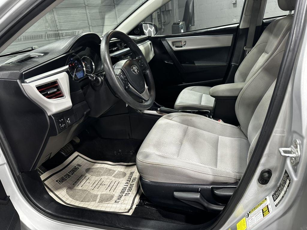 Toyota Corolla LE CVT 2016