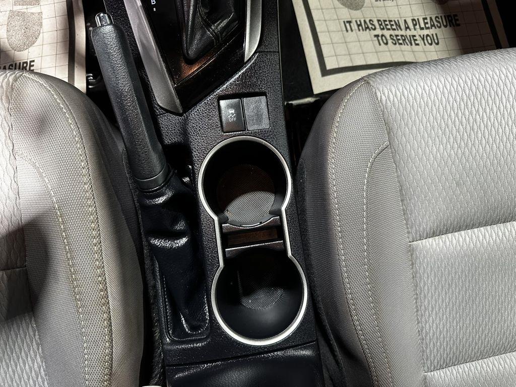 Toyota Corolla LE CVT 2016