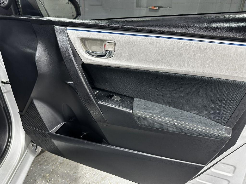 Toyota Corolla LE CVT 2016