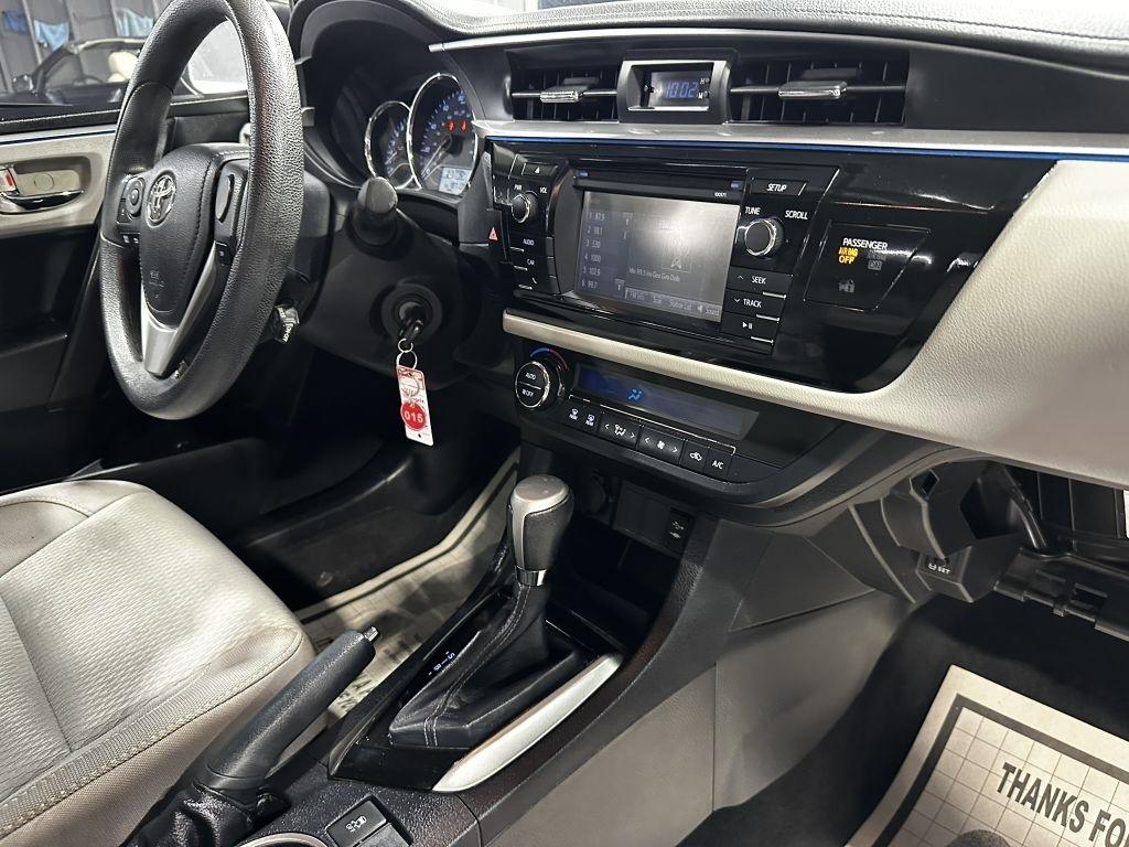 Toyota Corolla LE CVT 2016