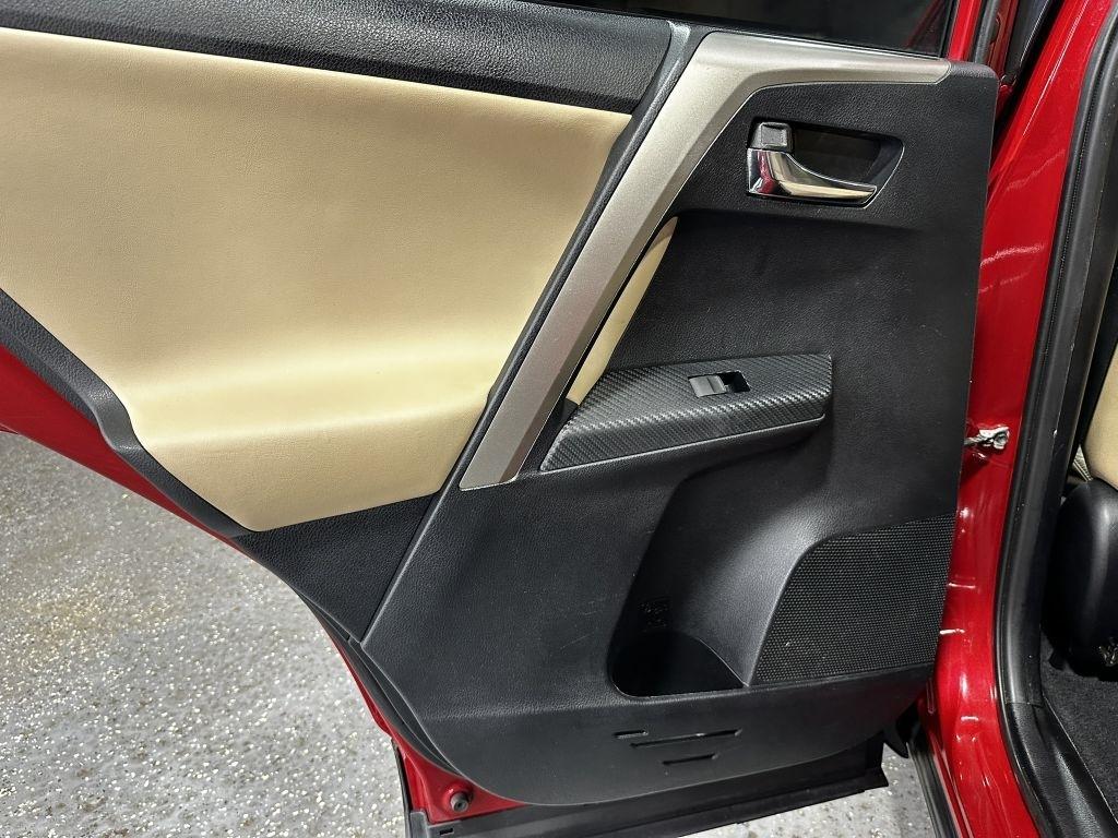 Toyota RAV4 Limited AWD 2014