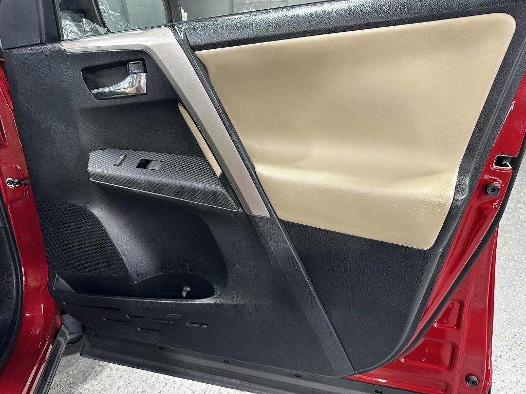 Toyota RAV4 Limited AWD 2014
