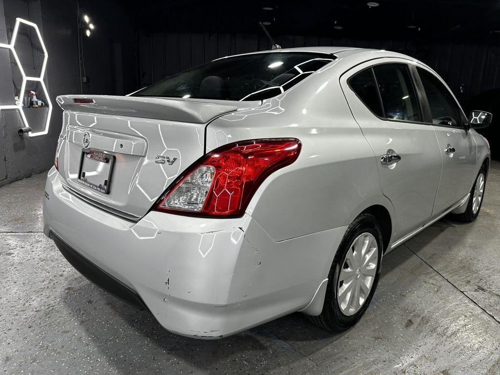 Nissan Versa 1.6 S 5M 2016