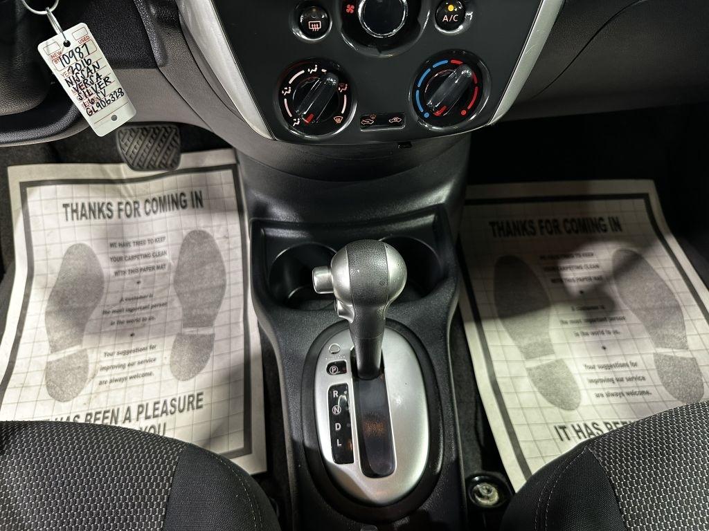 Nissan Versa 1.6 S 5M 2016