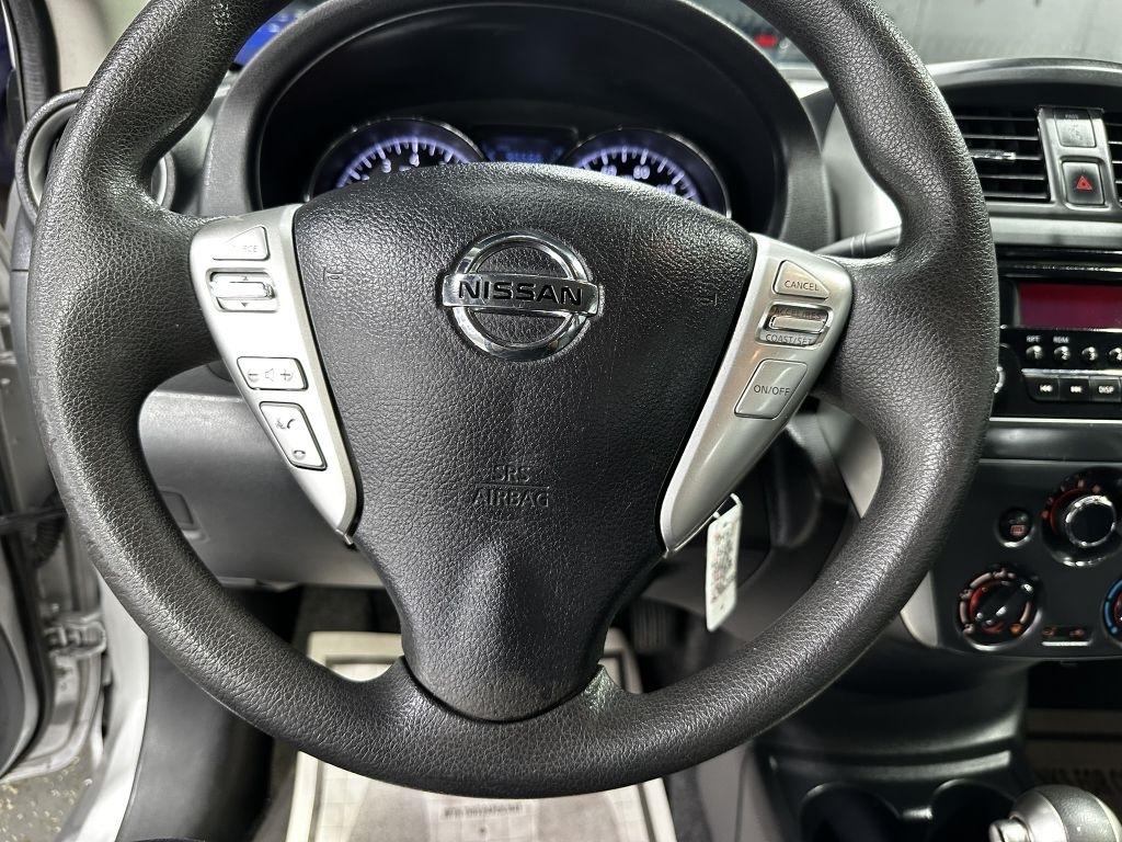Nissan Versa 1.6 S 5M 2016