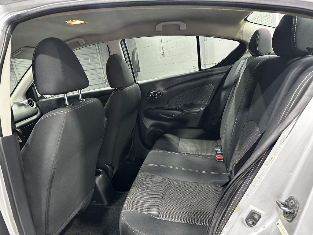 Nissan Versa 1.6 S 5M 2016