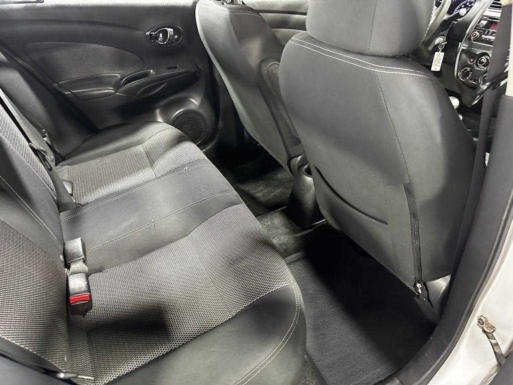 Nissan Versa 1.6 S 5M 2016
