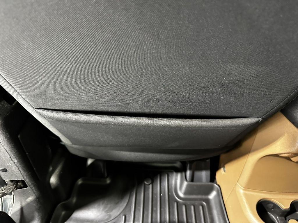 Jeep Wrangler Unlimited Sahara 4WD 2012
