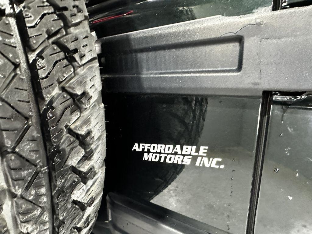 Jeep Wrangler Unlimited Sahara 4WD 2012
