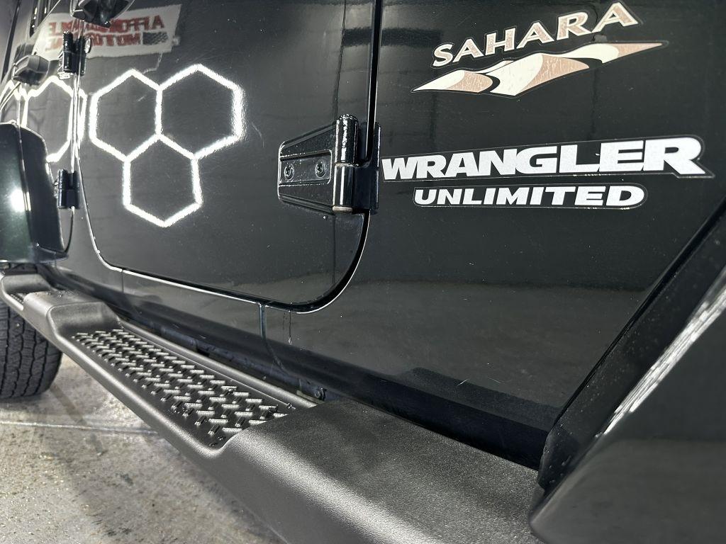 Jeep Wrangler Unlimited Sahara 4WD 2012