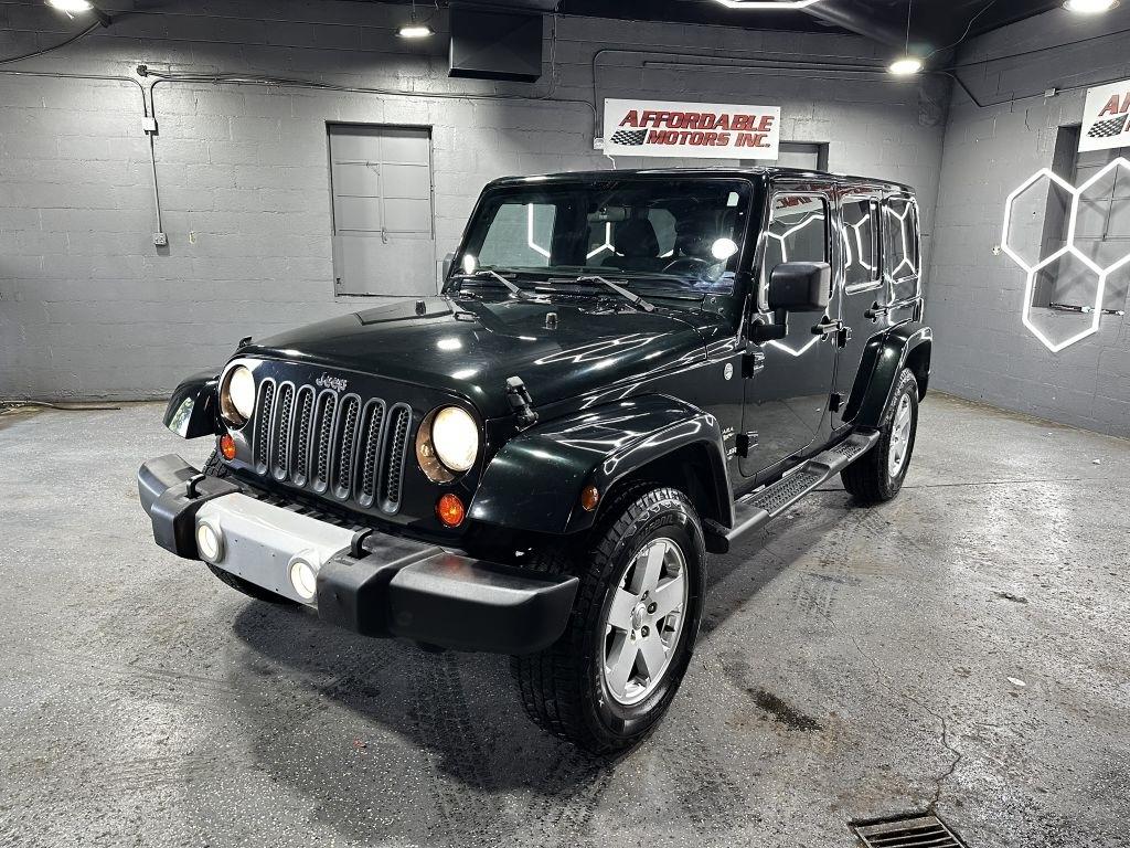 Jeep Wrangler Unlimited Sahara 4WD 2012