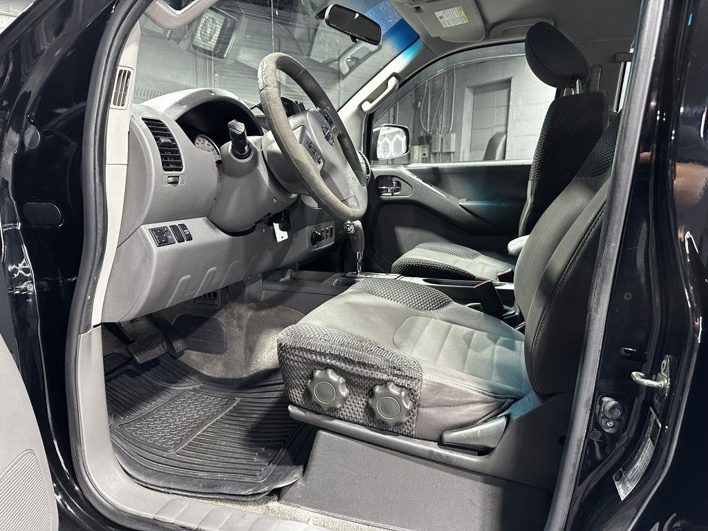 Nissan Frontier S Crew Cab 4WD 2012