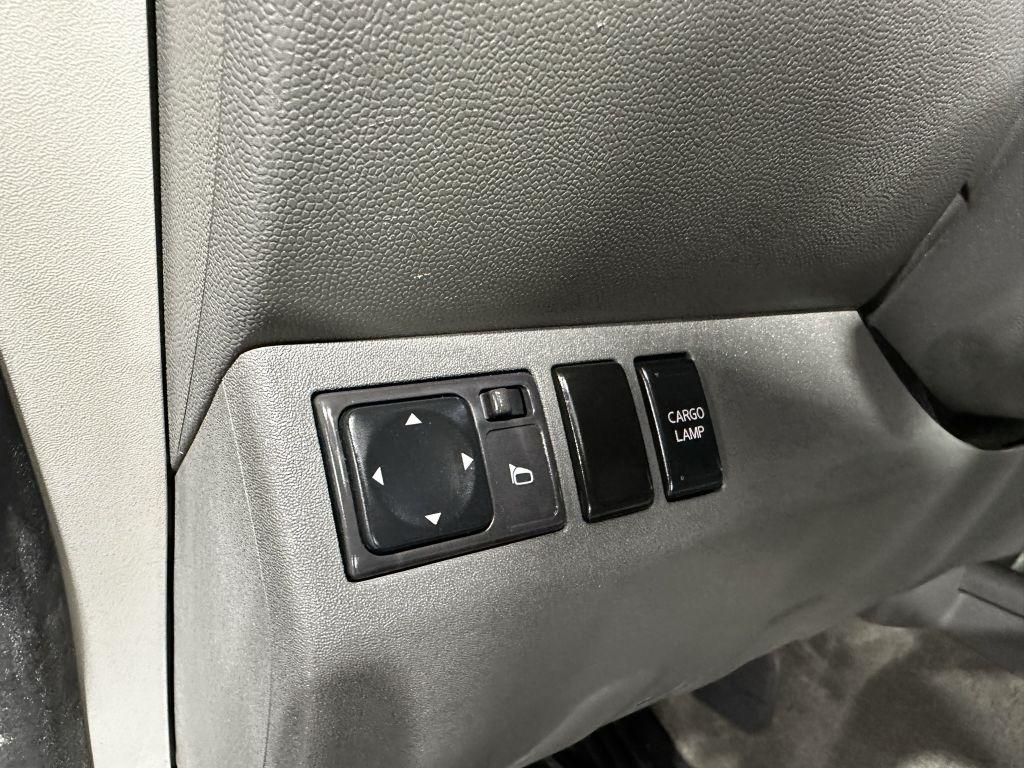 Nissan Frontier S Crew Cab 4WD 2012