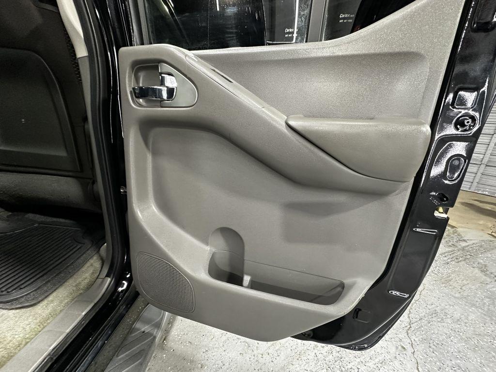 Nissan Frontier S Crew Cab 4WD 2012