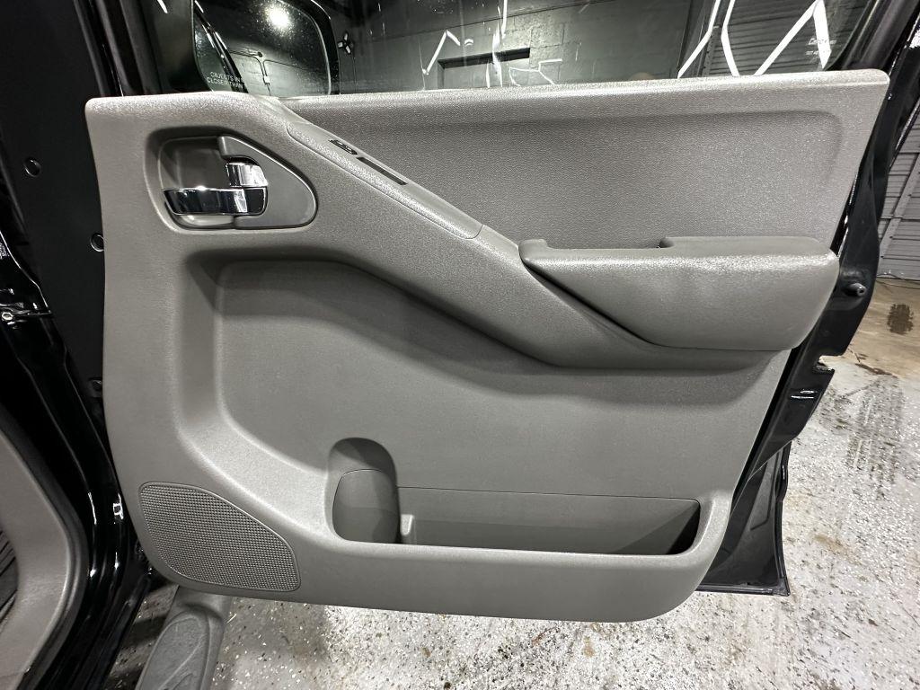 Nissan Frontier S Crew Cab 4WD 2012