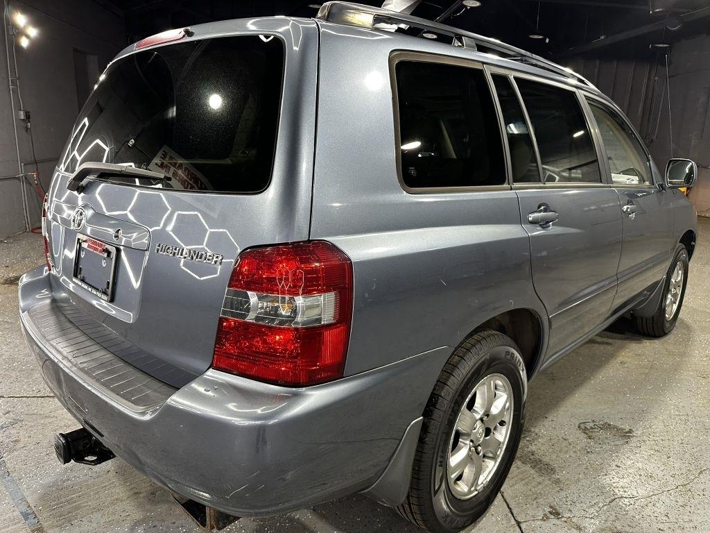 Toyota Highlander Limited V6 4WD 2006