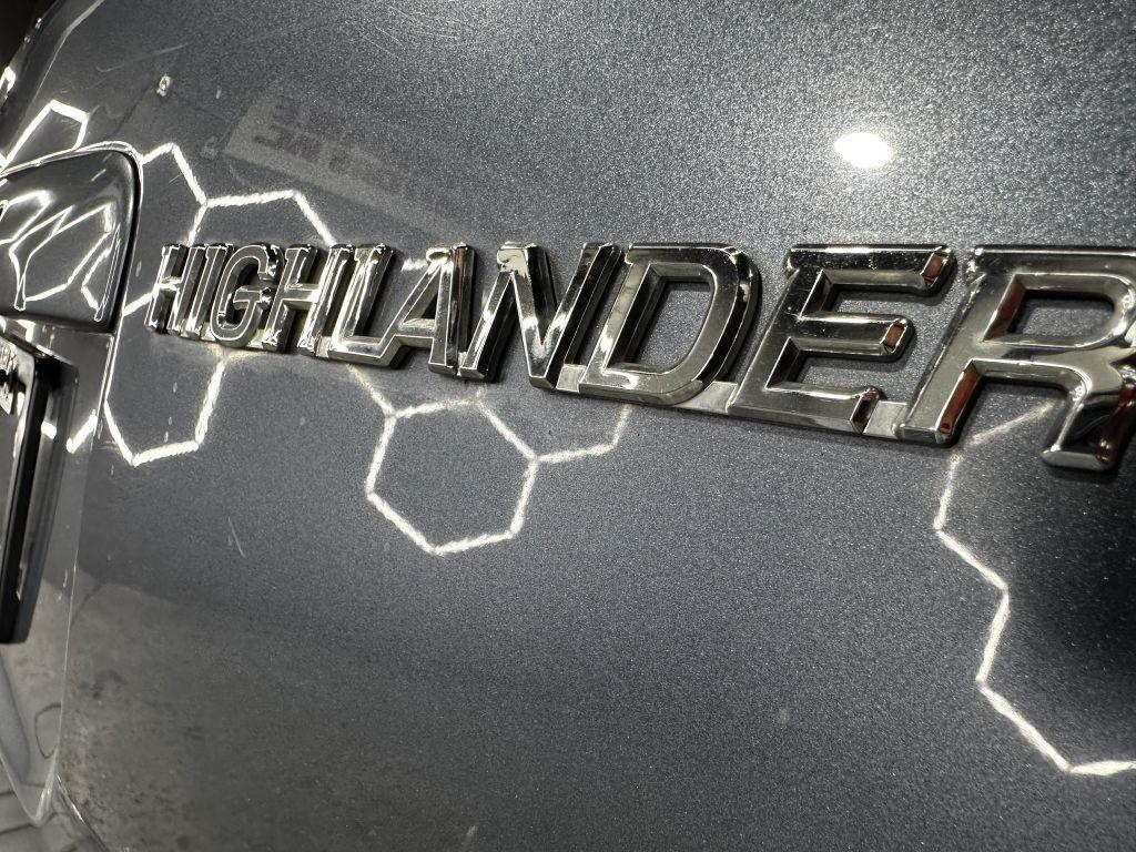 Toyota Highlander Limited V6 4WD 2006