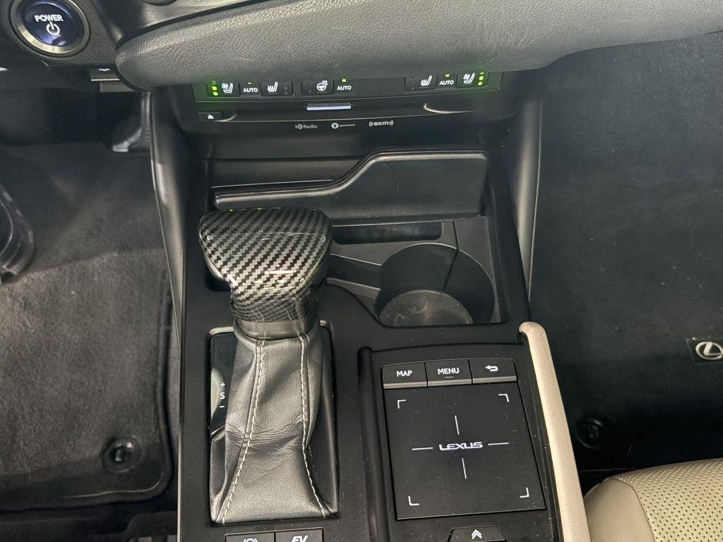 Lexus ES 300h Base 2019
