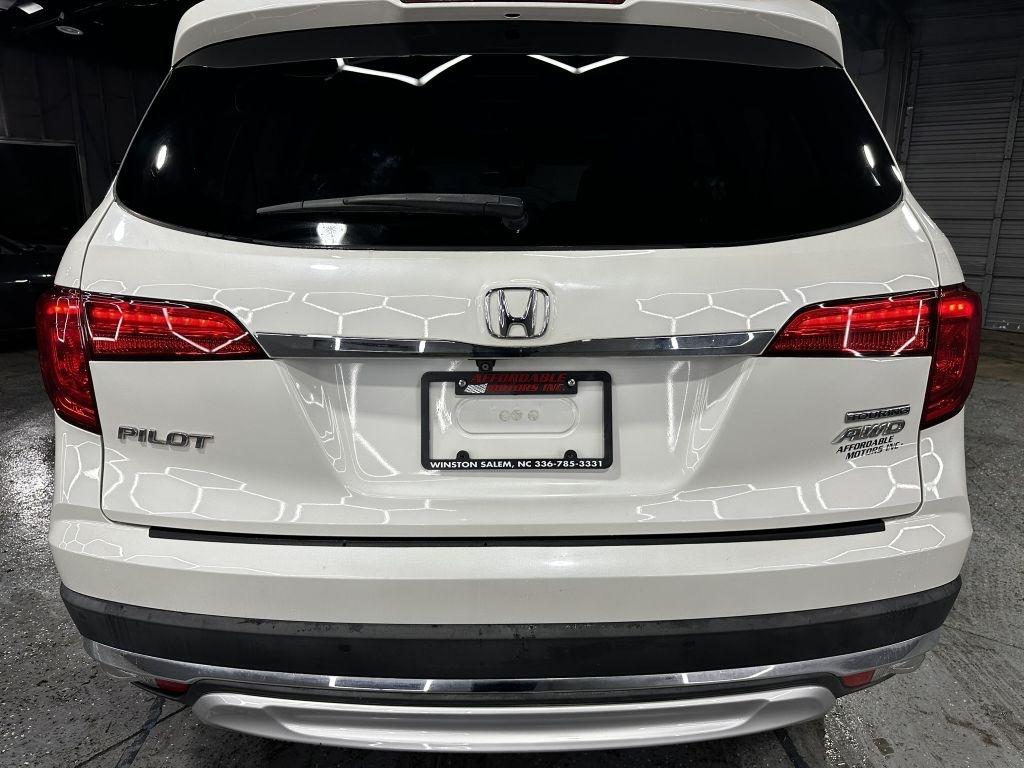 Honda Pilot Touring 4WD 2017