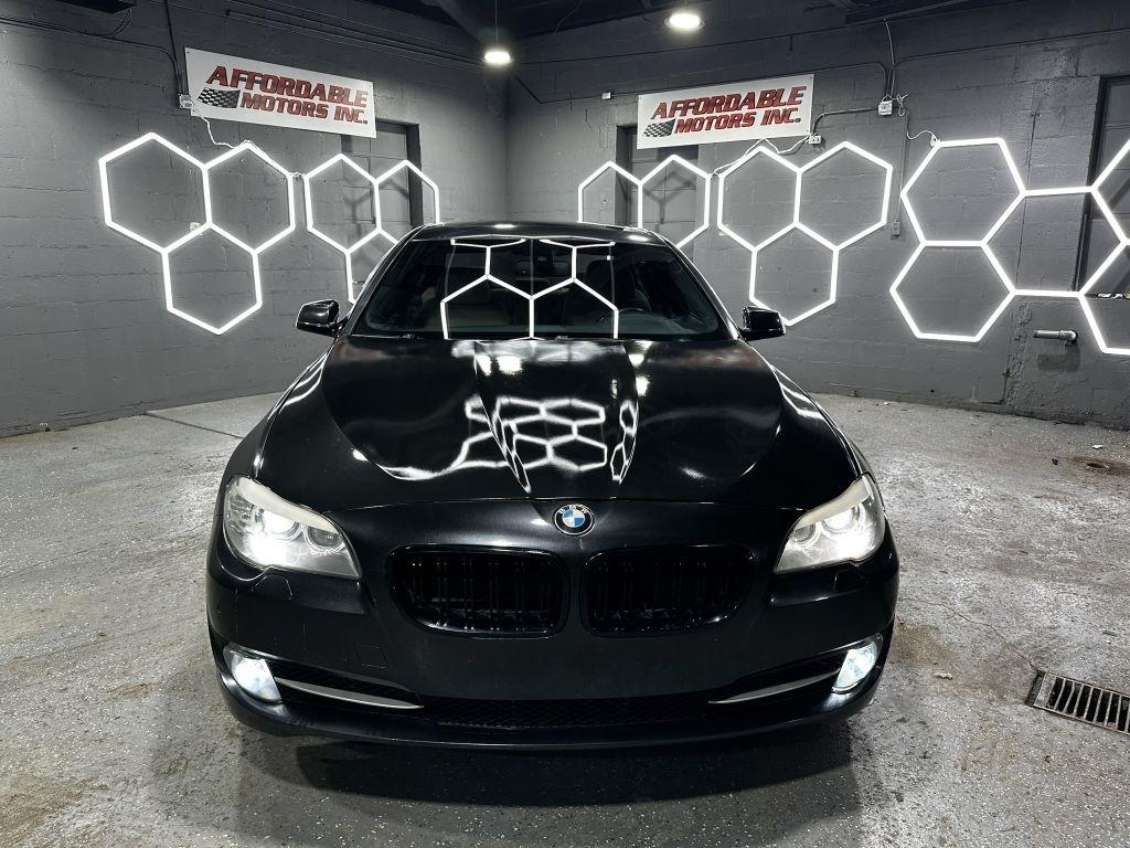 BMW 5-Series 535i 2011