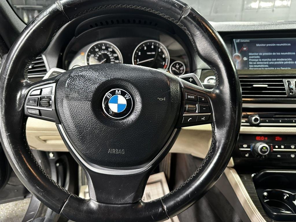 BMW 5-Series 535i 2011