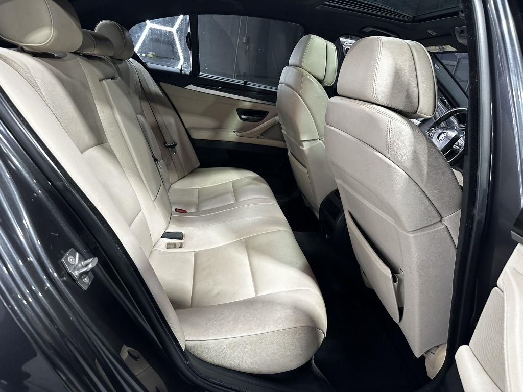 BMW 5-Series 535i 2011