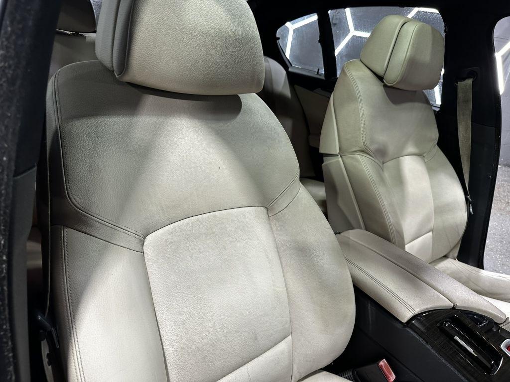 BMW 5-Series 535i 2011
