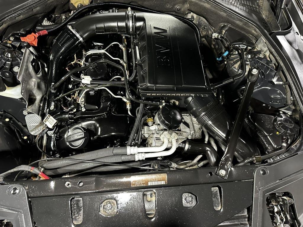 BMW 5-Series 535i 2011