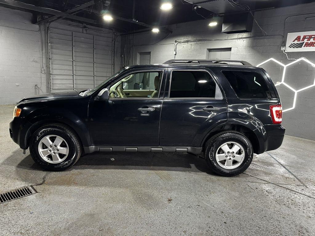 Ford Escape XLT FWD 2012