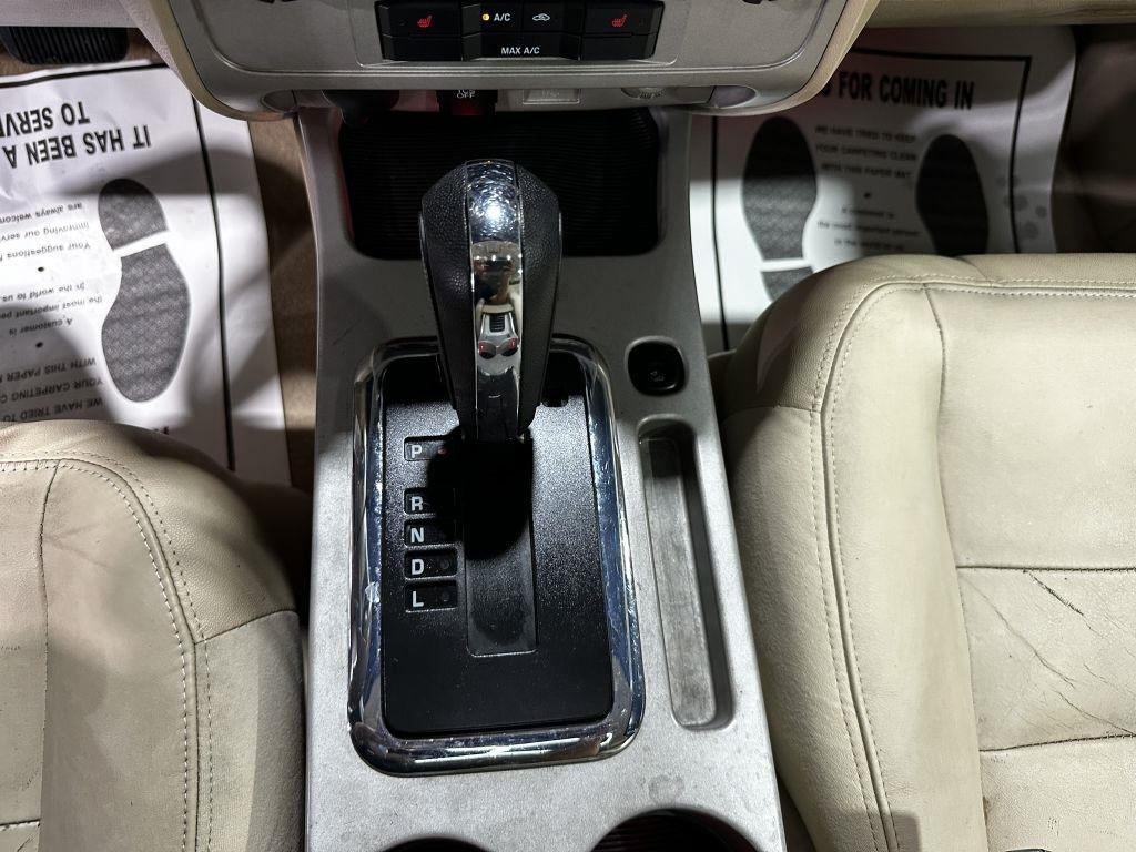 Ford Escape XLT FWD 2012