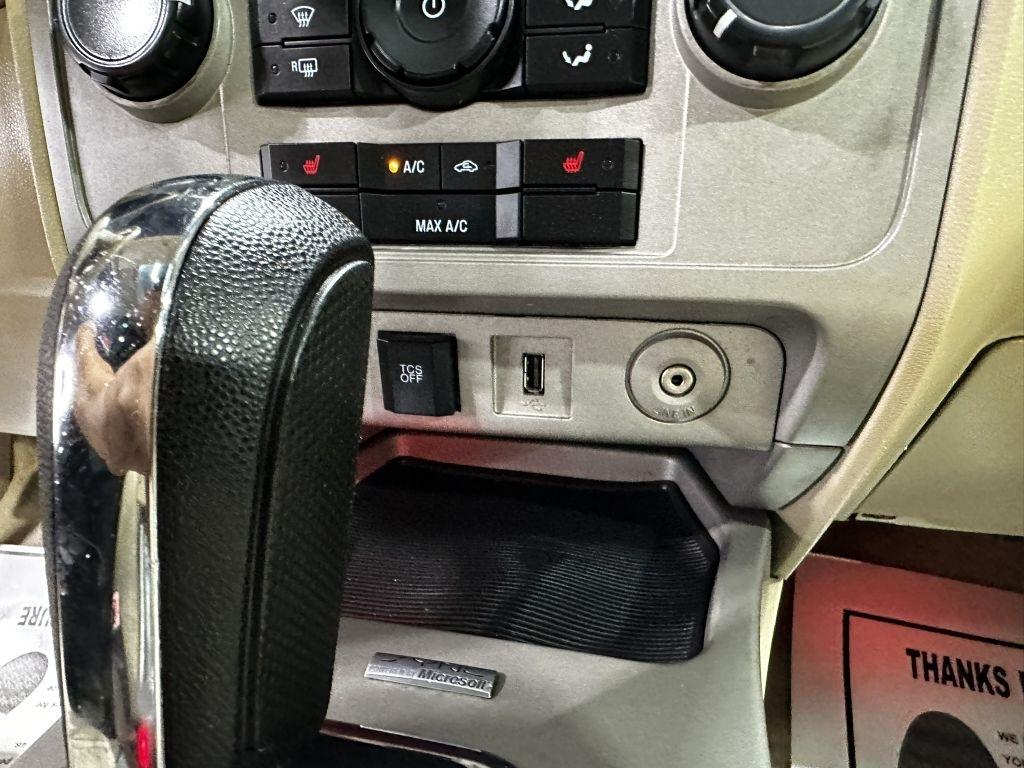 Ford Escape XLT FWD 2012