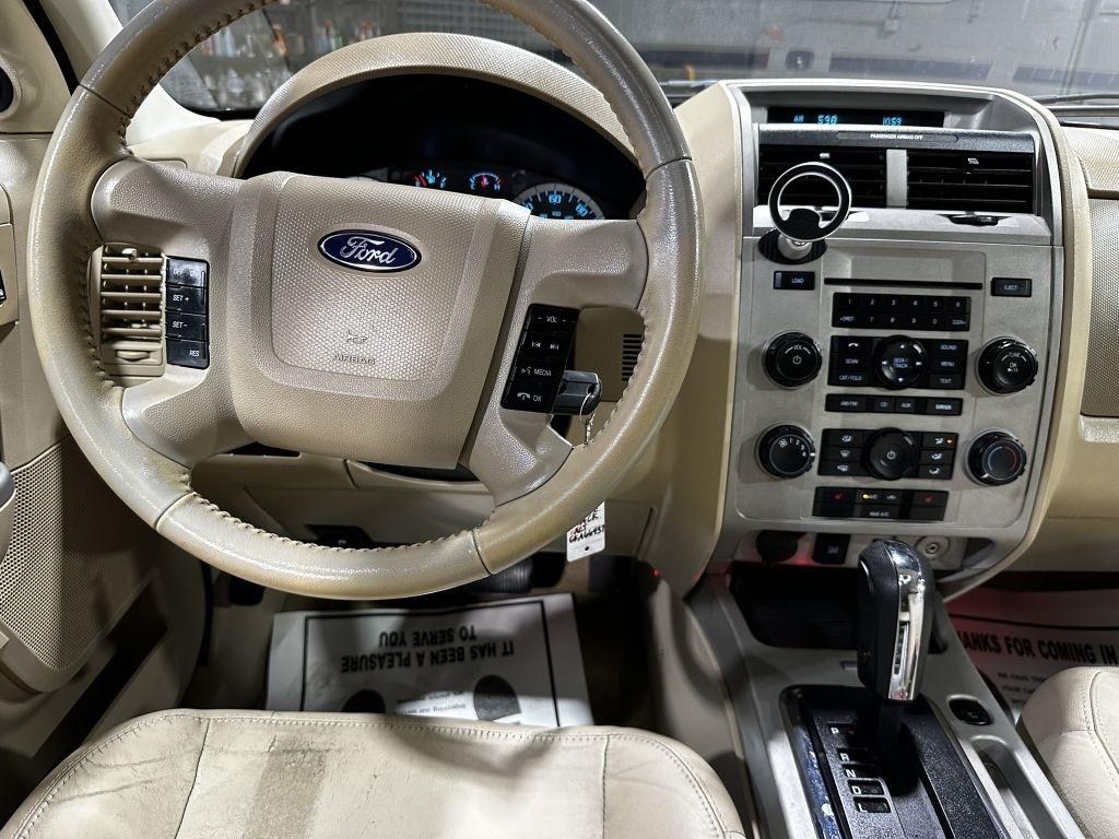Ford Escape XLT FWD 2012