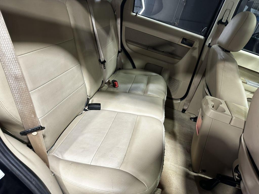 Ford Escape XLT FWD 2012
