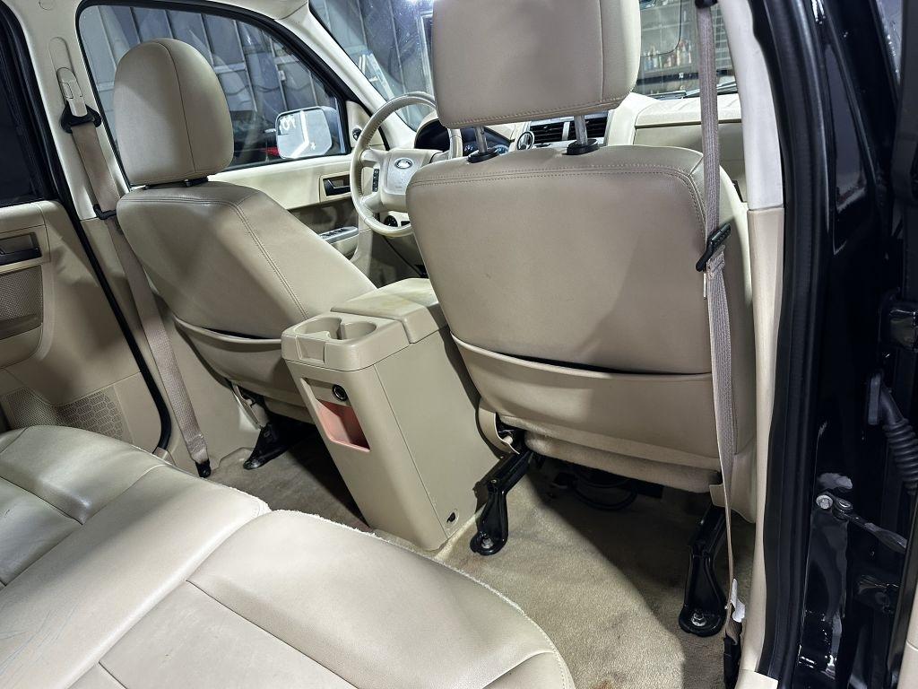 Ford Escape XLT FWD 2012