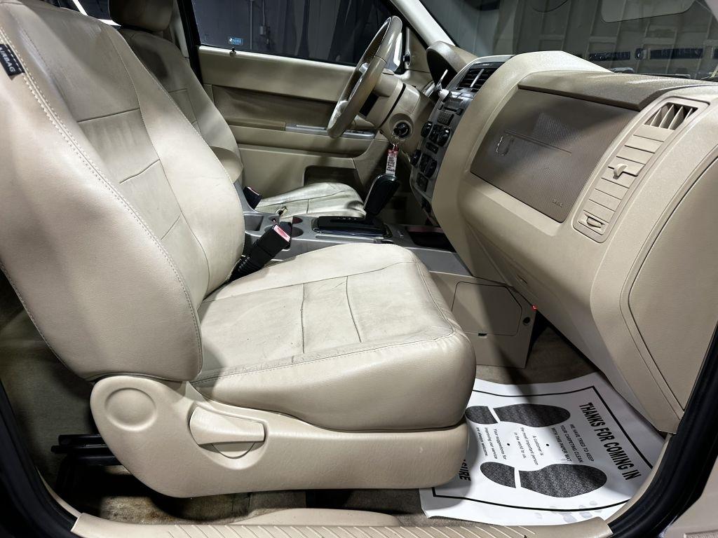 Ford Escape XLT FWD 2012