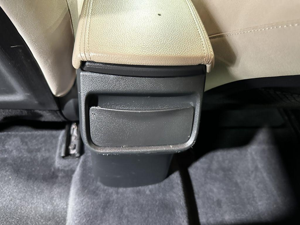 Hyundai Elantra Value Edition 6A 2017