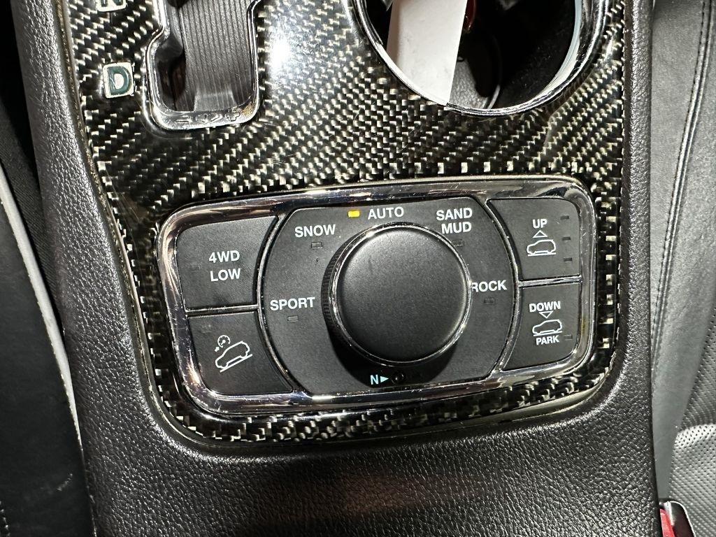 Jeep Grand Cherokee Overland 4WD 2012
