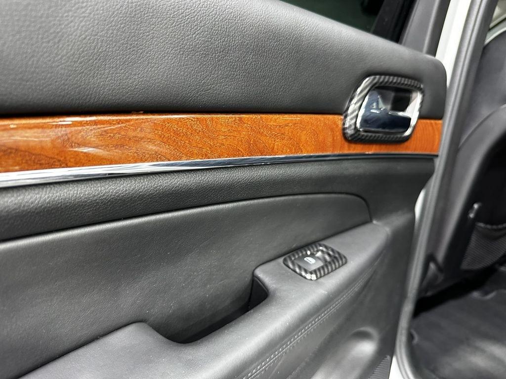 Jeep Grand Cherokee Overland 4WD 2012