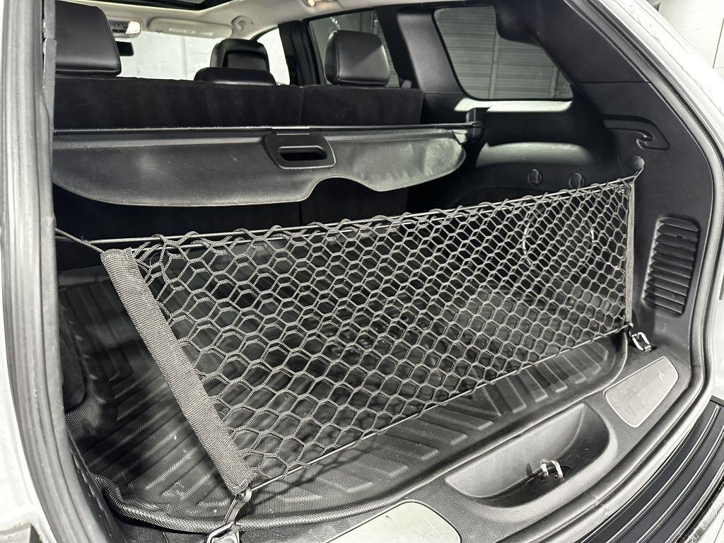 Jeep Grand Cherokee Overland 4WD 2012