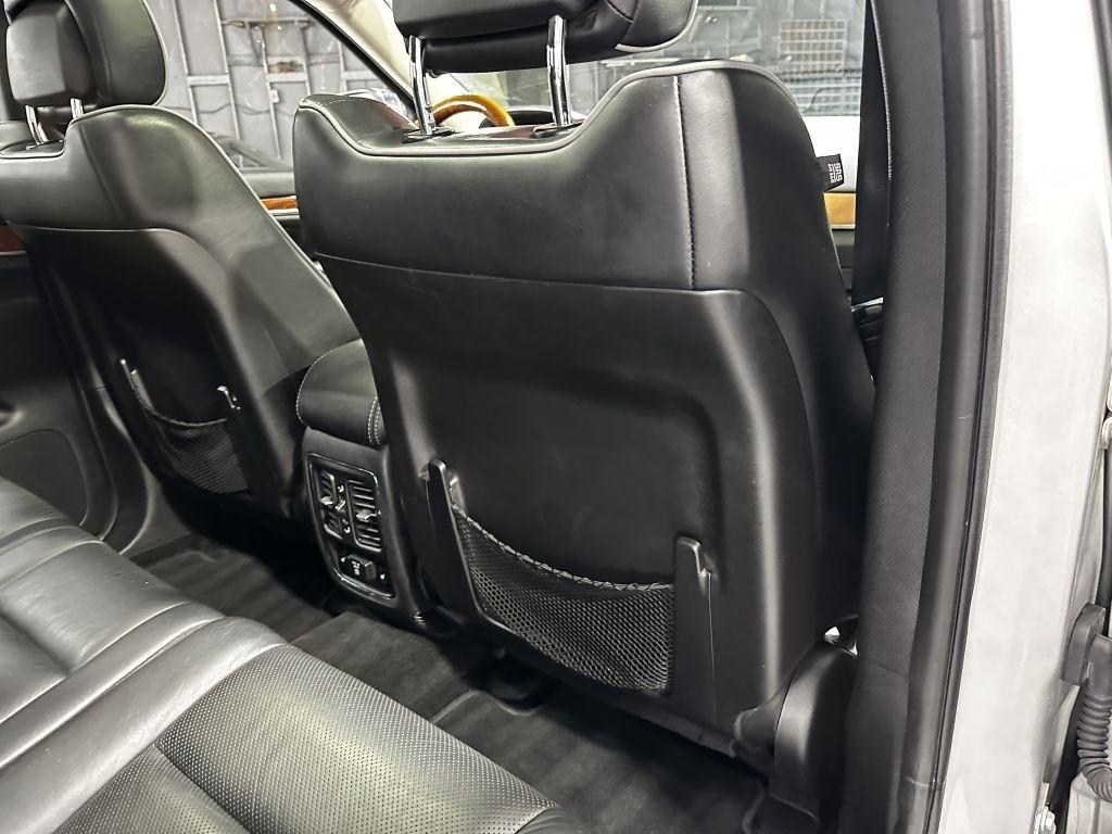 Jeep Grand Cherokee Overland 4WD 2012