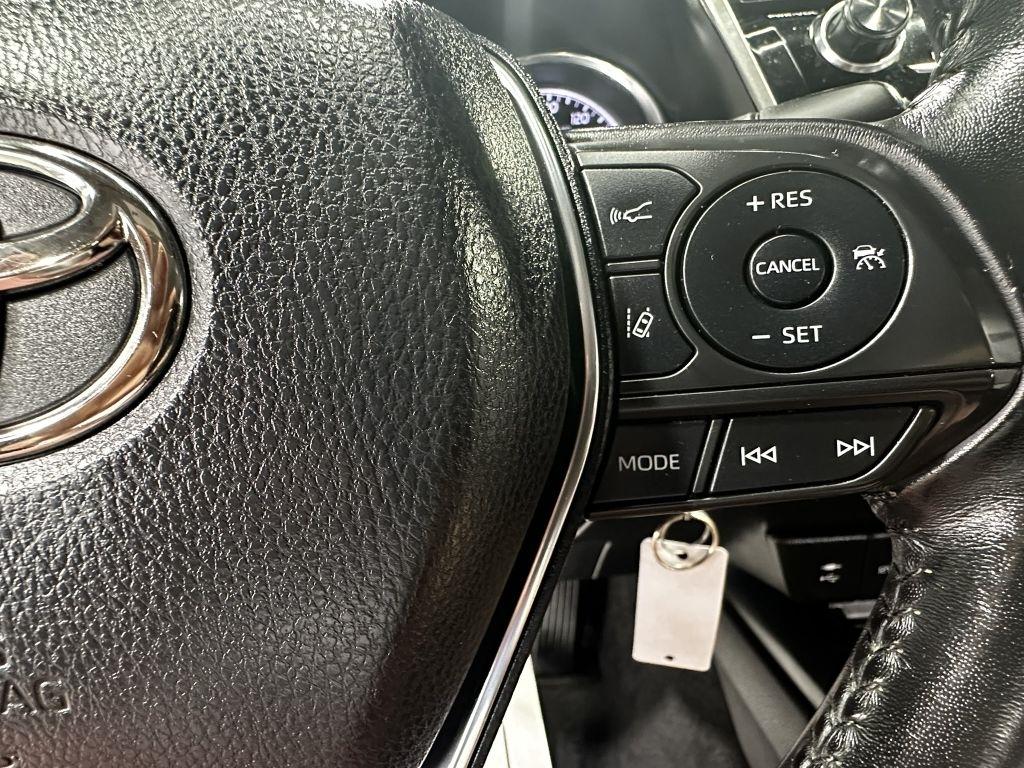 Toyota Camry SE 2019