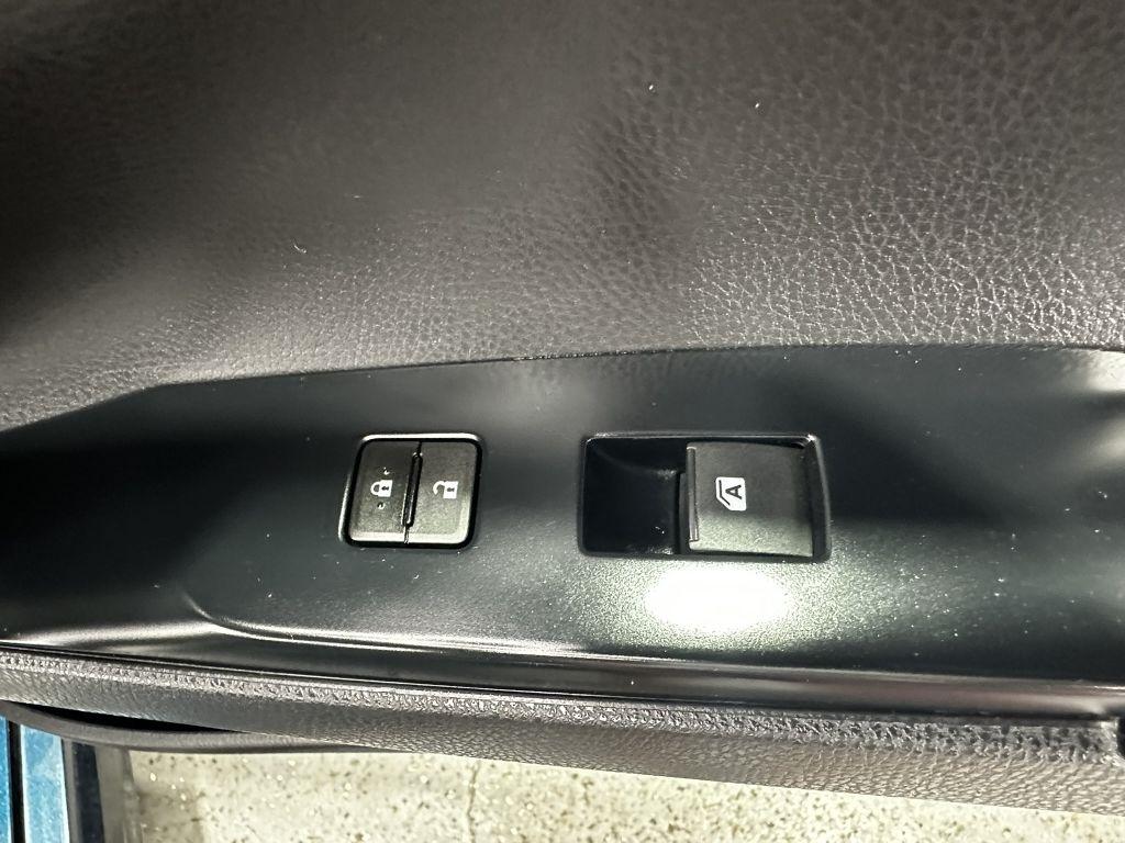 Toyota Camry SE 2019