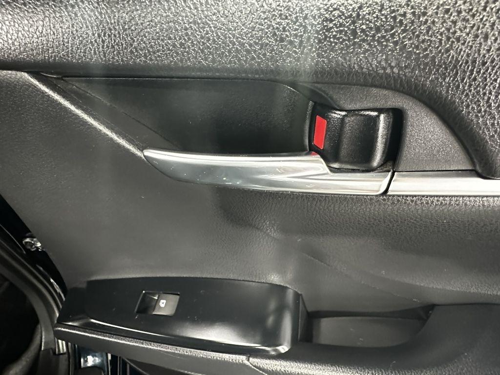 Toyota Camry SE 2019