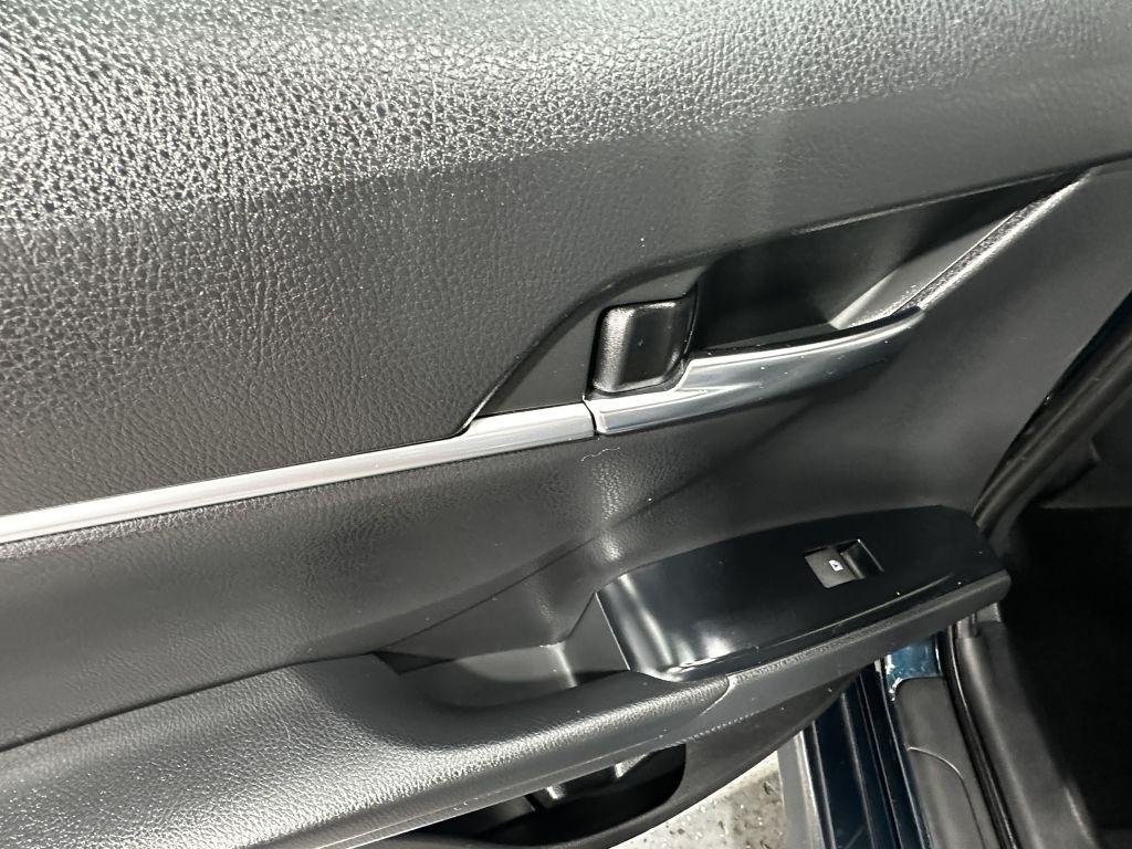 Toyota Camry SE 2019