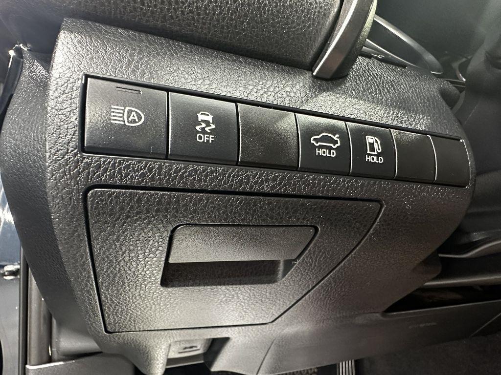 Toyota Camry SE 2019