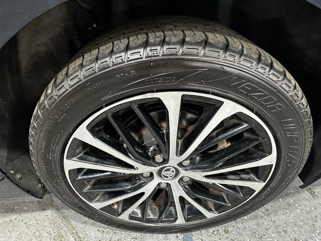 Toyota Camry SE 2019