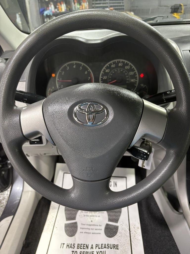 Toyota Corolla LE 2010