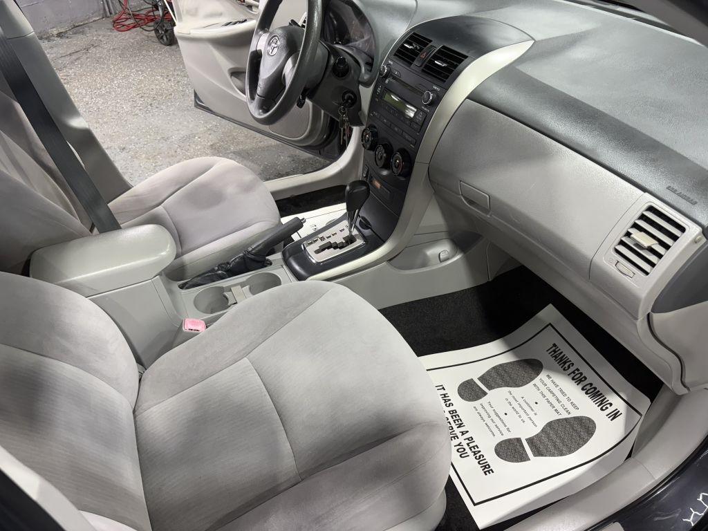 Toyota Corolla LE 2010