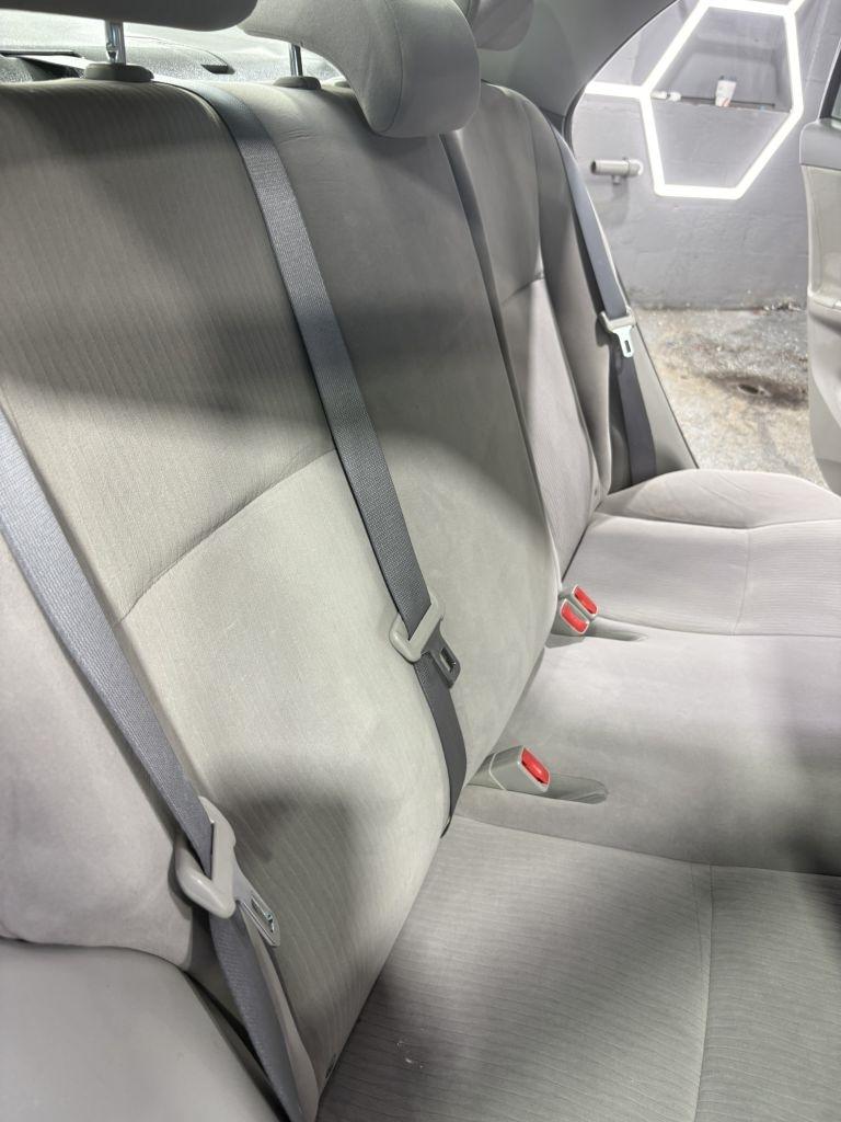 Toyota Corolla LE 2010